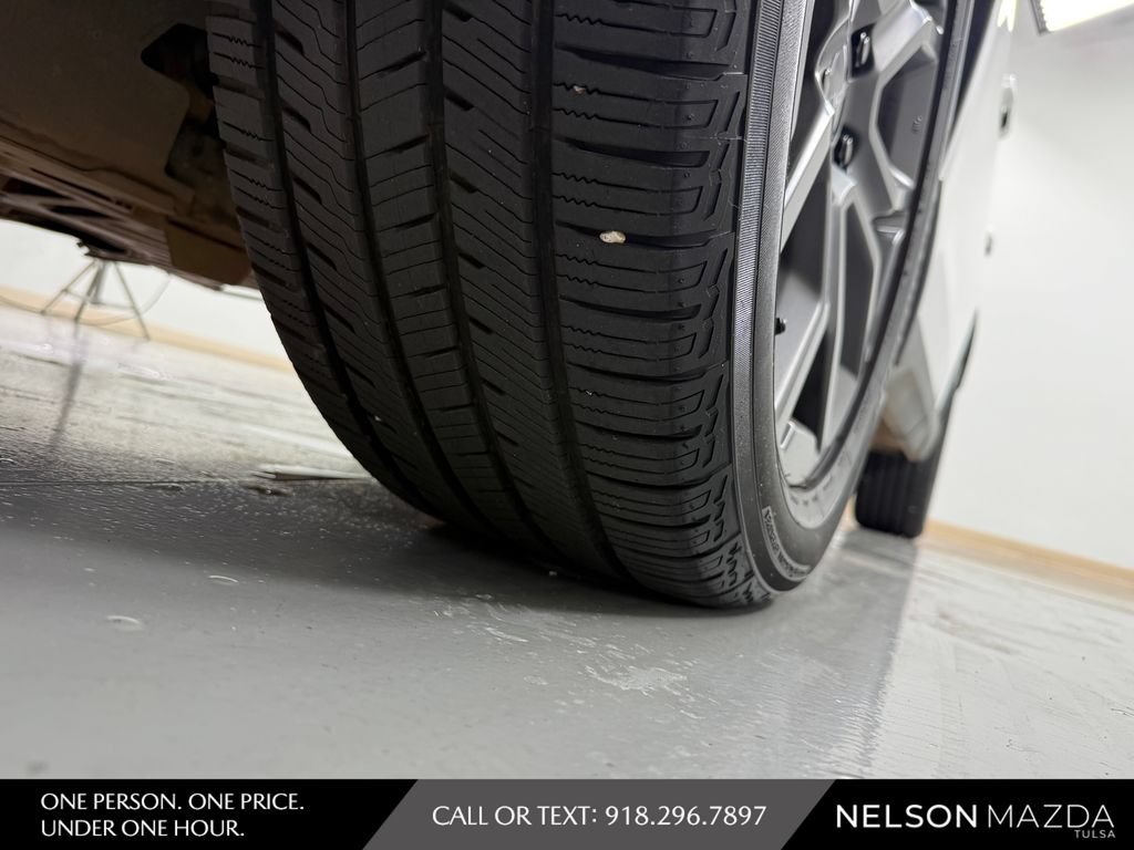 Used 2023 Honda Pilot Touring image 10