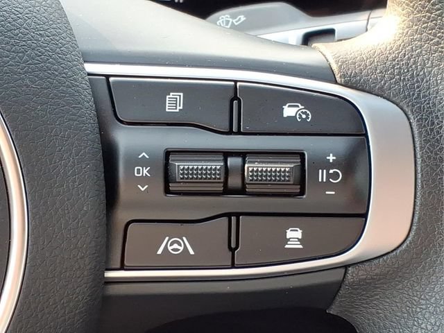 Used 2025 Kia K5 LXS FWD image 29