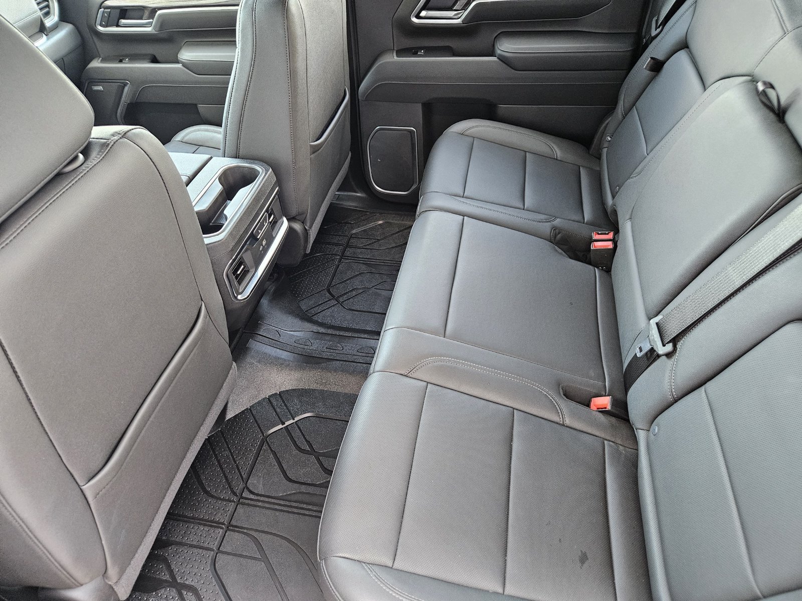 Certified 2026 Chevrolet Silverado 2500 LTZ w/ LTZ Premium Package AWD/4WD image 36