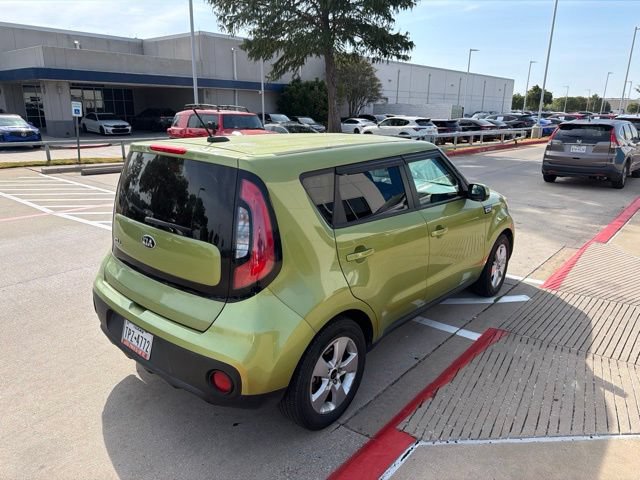 Used 2017 Kia Soul FWD image 7