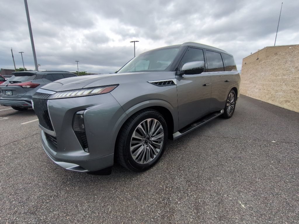 New 2026 INFINITI QX80 Luxe RWD image 7