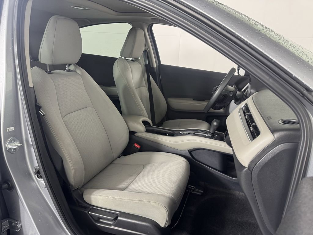 Used 2021 Honda HR-V EX image 16