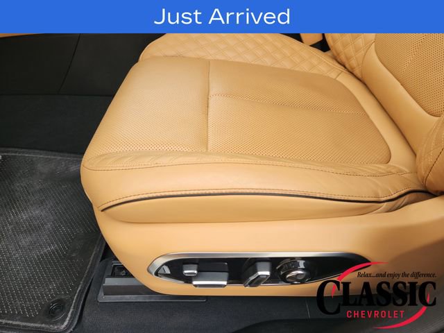 Used 2024 Jeep Grand Cherokee Summit AWD/4WD image 31