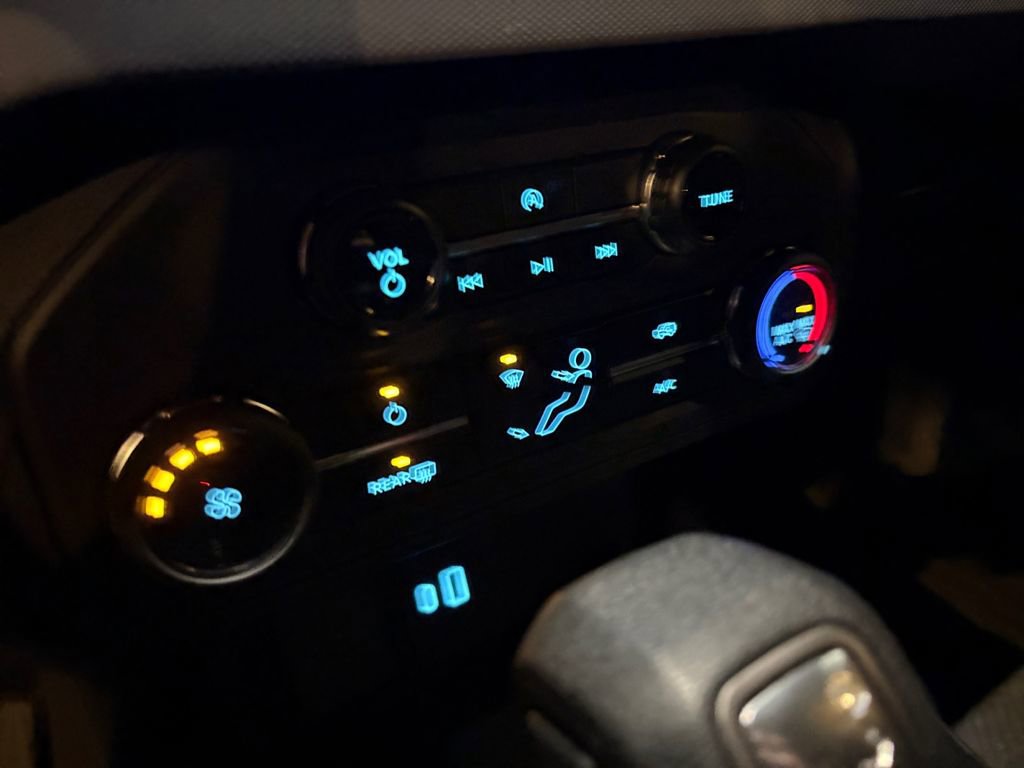 Used 2023 Ford Bronco 2-Door w/ Sasquatch Package image 26