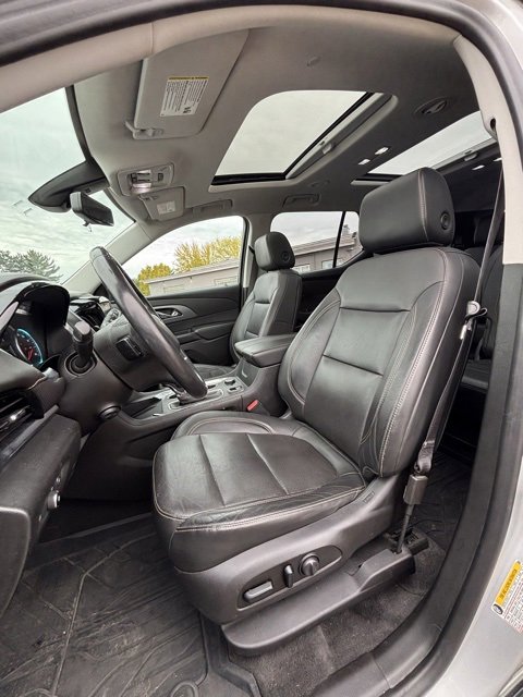 Used 2019 Chevrolet Traverse Premier w/ Redline Edition image 10