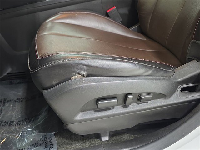 Used 2015 GMC Terrain SLT w/ Safety Package image 28