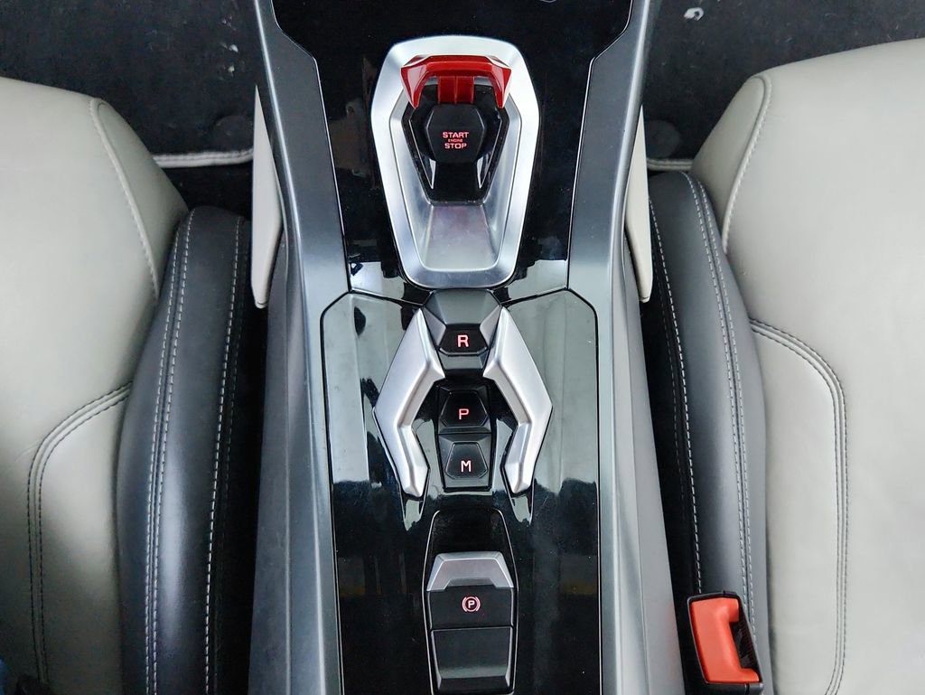 Used 2015 Lamborghini Huracan LP 610-4 image 32