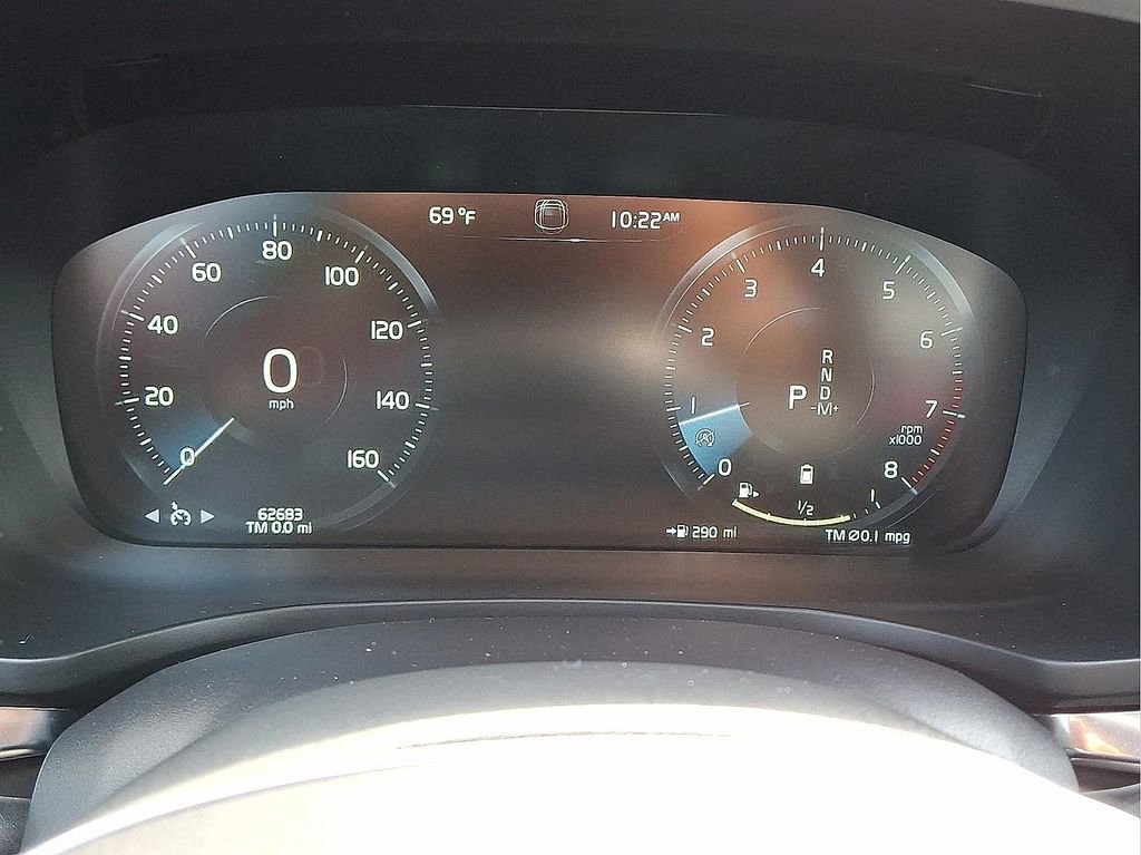 Used 2022 Volvo S60 B5 Momentum w/ Climate Package image 15