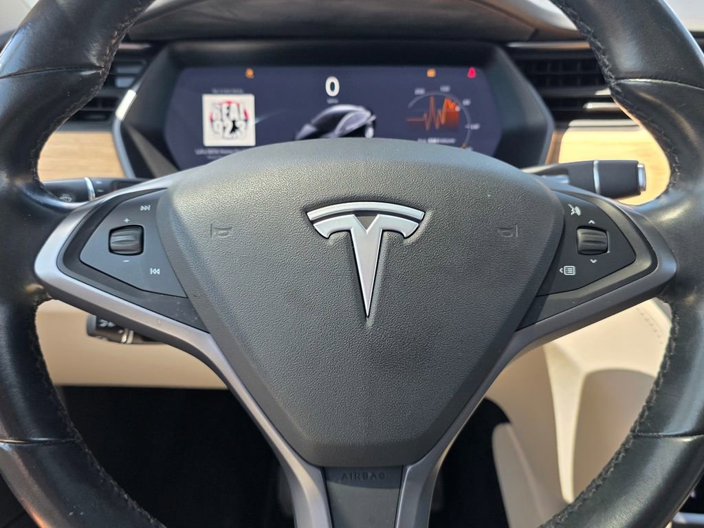 Used 2018 Tesla Model X 75D AWD/4WD image 30