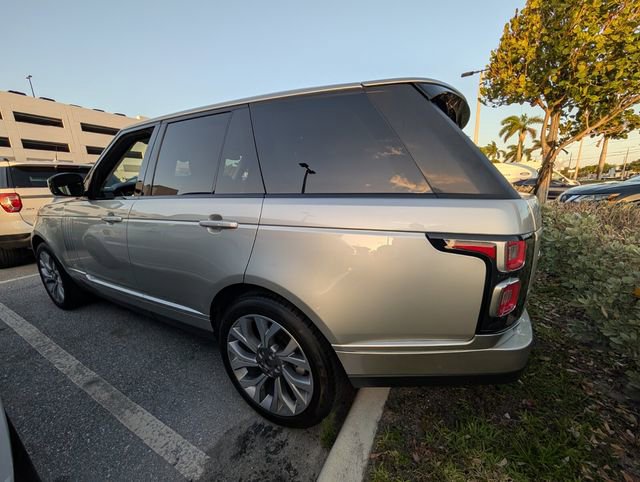 Used 2019 Land Rover Range Rover HSE image 8