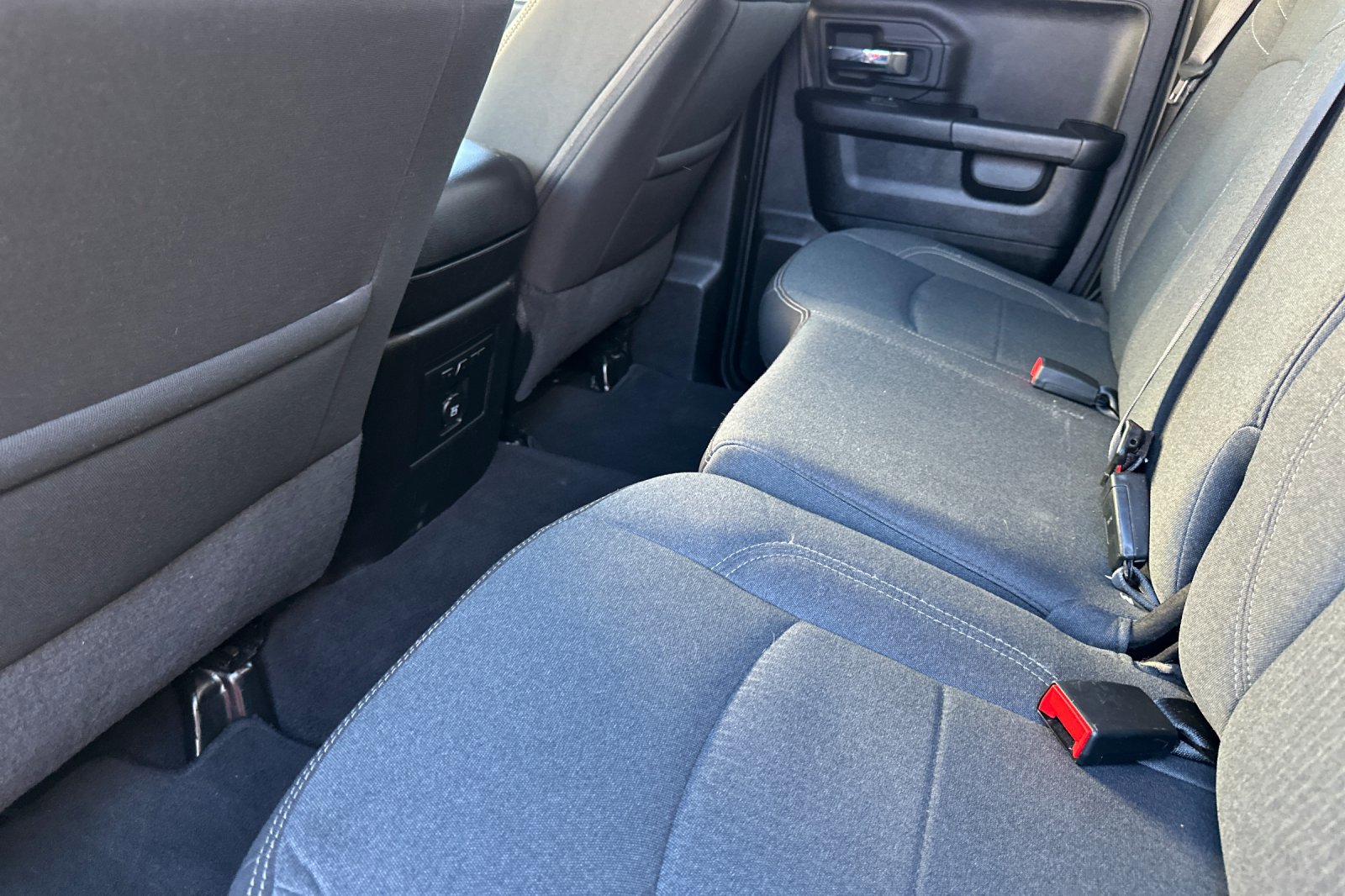 Used 2022 RAM 1500 Classic Warlock w/ Warlock Decor Package AWD/4WD image 14