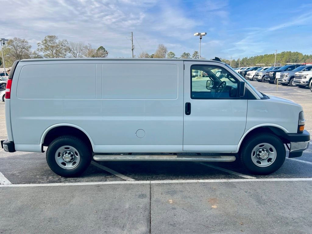 Used 2024 Chevrolet Express 2500 w/ Driver Convenience Package image 2