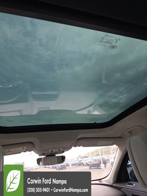 Used 2020 Jaguar F-PACE Portfolio image 11