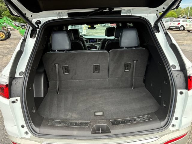 Used 2022 Buick Enclave Essence w/ Experience Buick Package AWD/4WD image 6