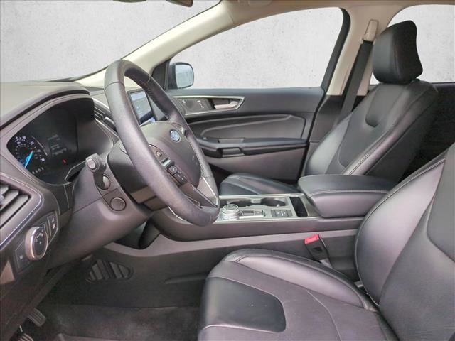 Used 2022 Ford Edge Titanium w/ Equipment Group 301A AWD/4WD image 15