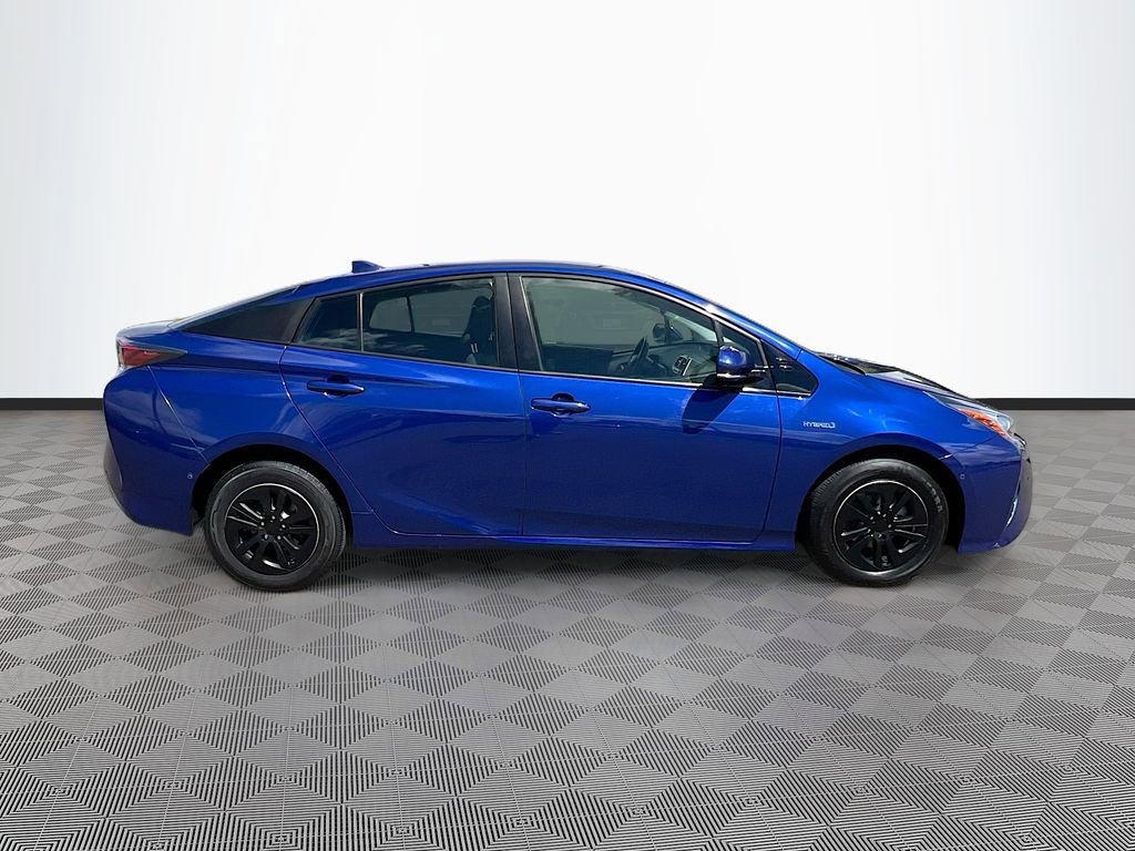 Used 2018 Toyota Prius Two w/ Prius Two Safety Plus Package FWD image 8