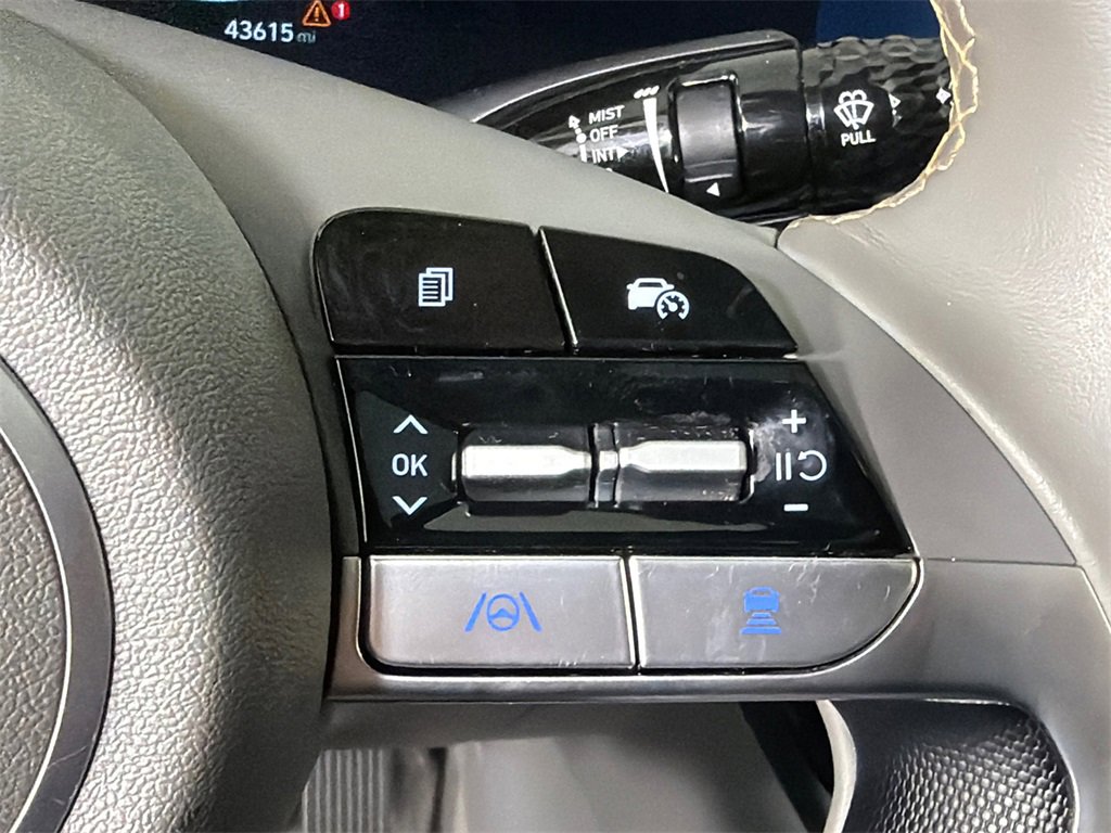 Used 2024 Hyundai Elantra SEL w/ Convenience Package image 26