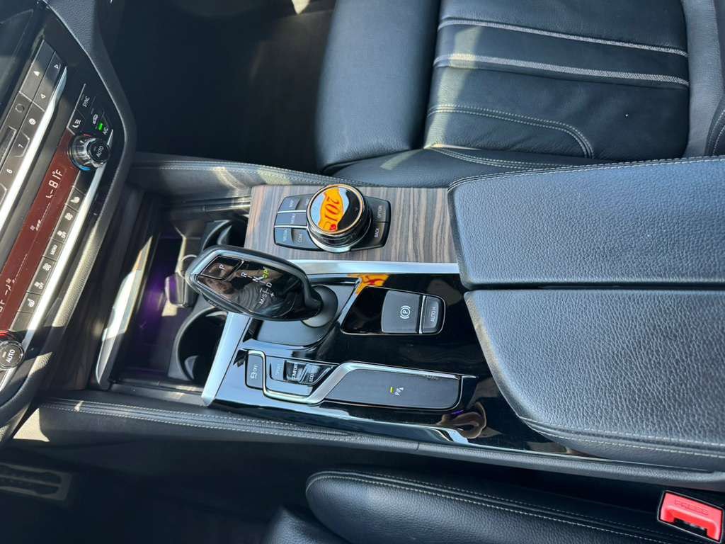 Used 2018 BMW 540i xDrive AWD/4WD image 30