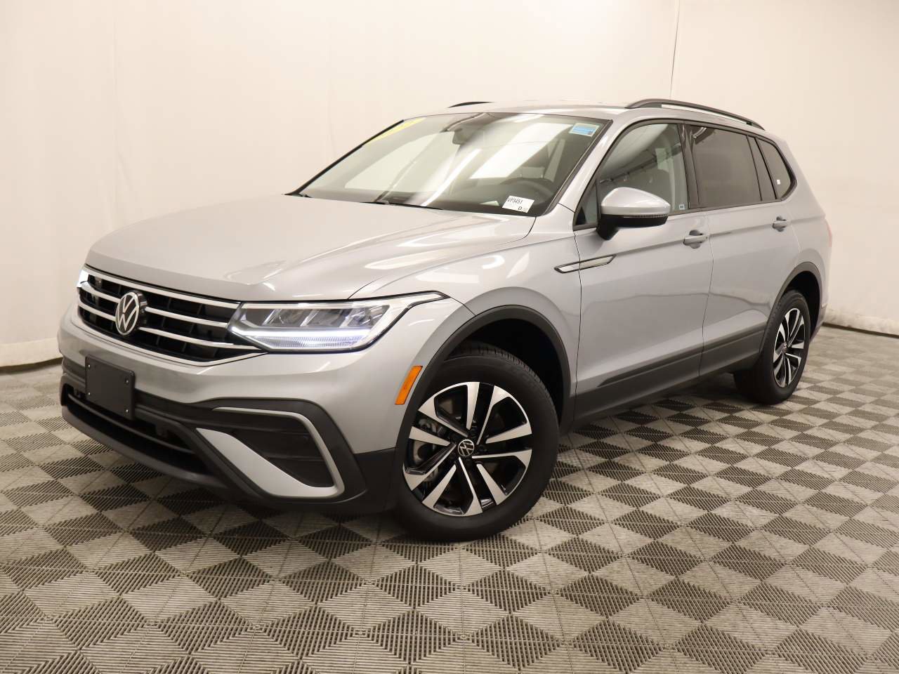 Certified 2022 Volkswagen Tiguan S