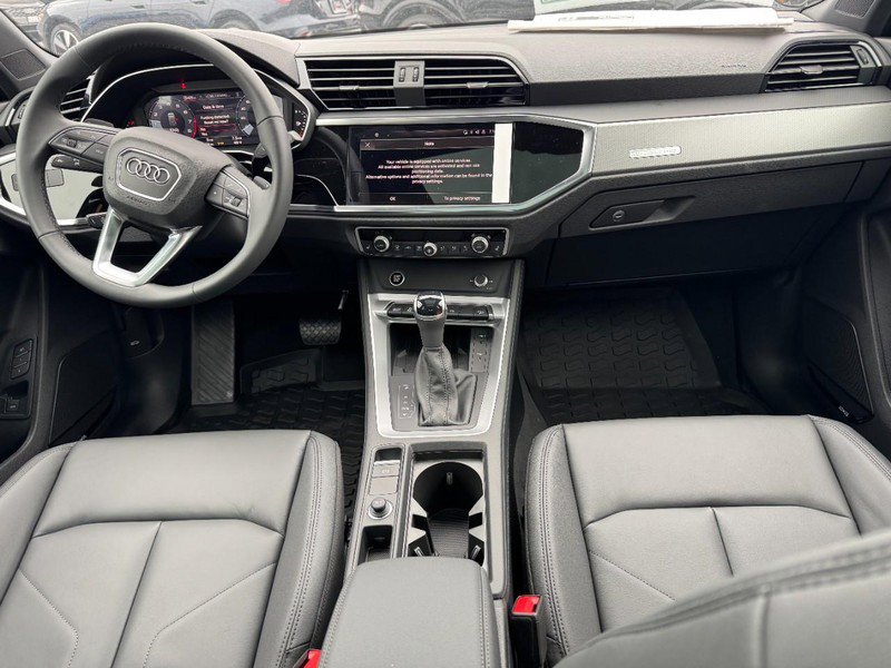 New 2025 Audi Q3 2.0T Premium image 6