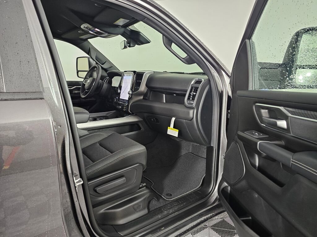 New 2026 RAM 1500 Big Horn AWD/4WD image 37