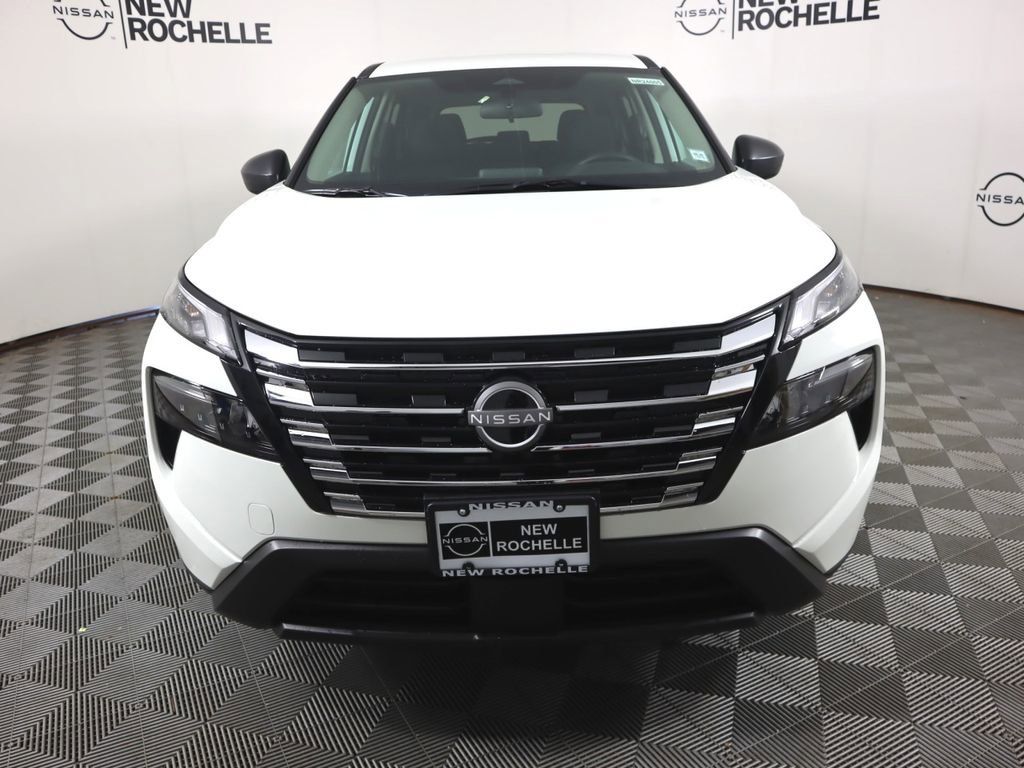 New 2026 Nissan Rogue S image 2