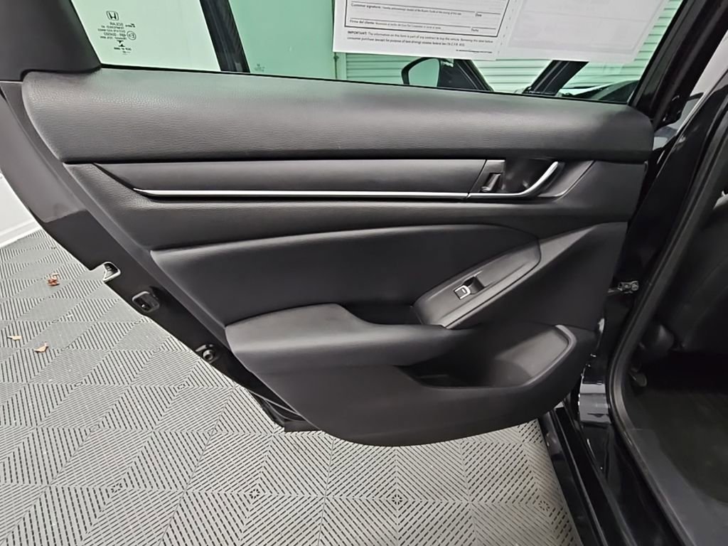 Used 2022 Honda Accord Sport image 32