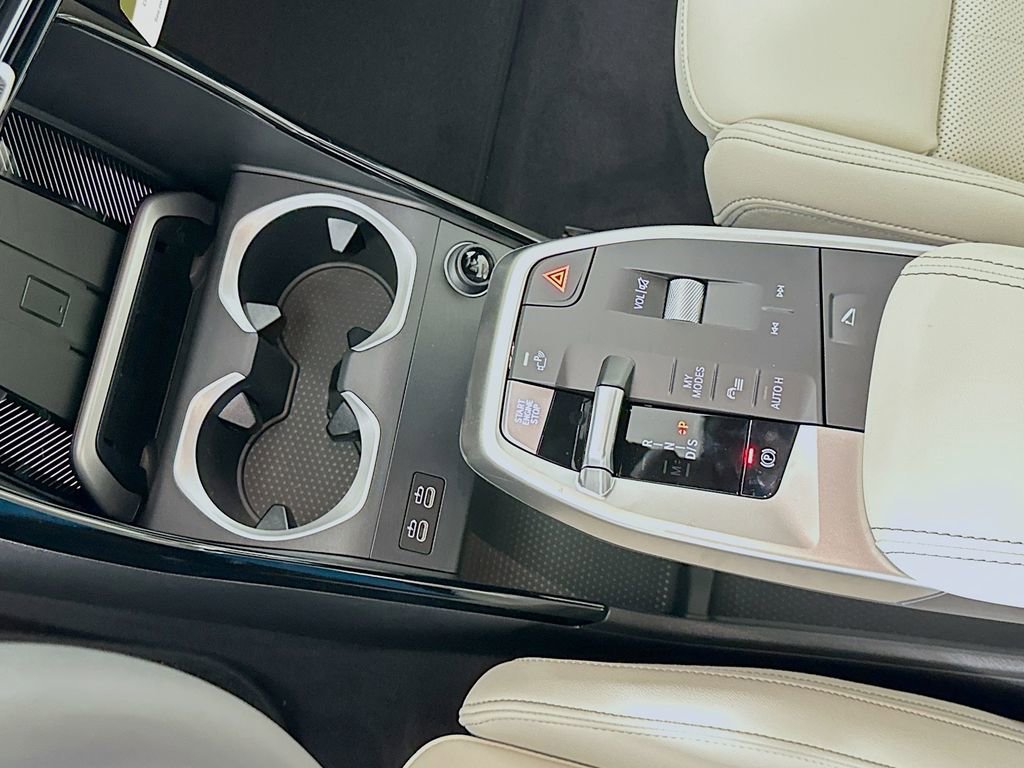 Used 2026 BMW X2 xDrive28i w/ Technology Package image 15