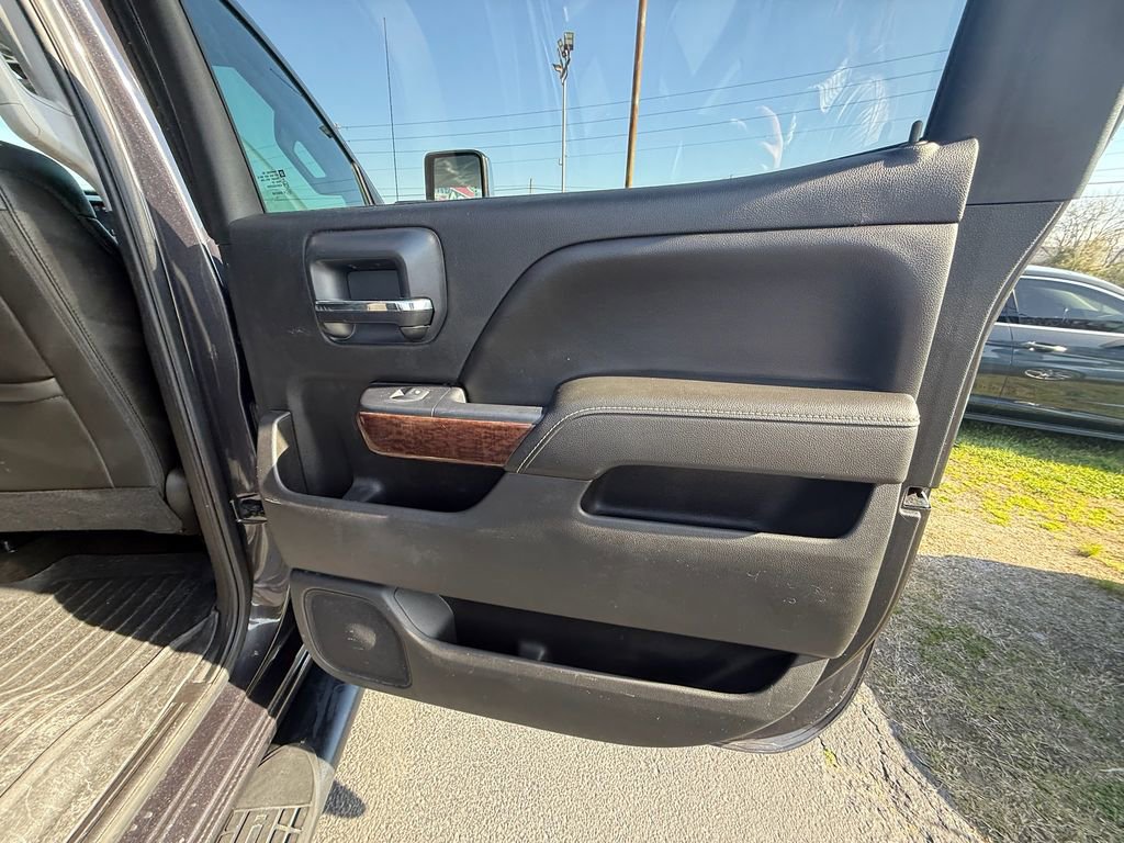 Used 2016 GMC Sierra 2500 SLT w/ Duramax Plus Package image 20