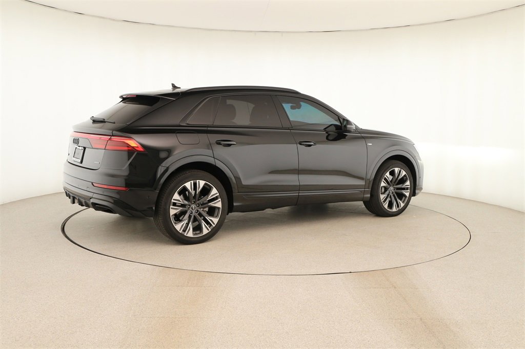 Used 2025 Audi Q8 Prestige w/ Prestige Package image 7