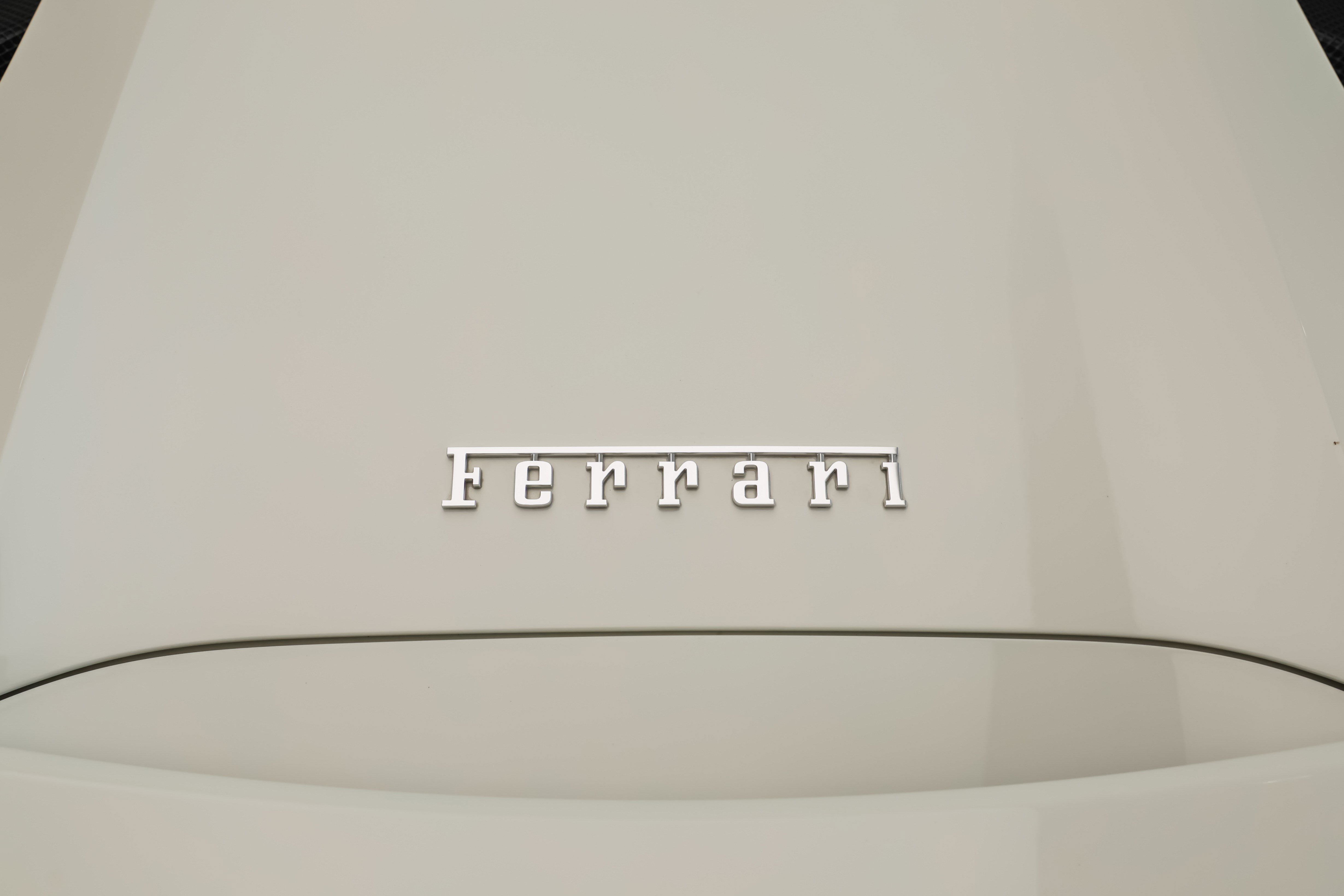 Used 2018 Ferrari 488 Spider RWD image 38