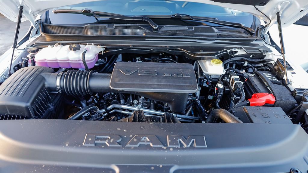 New 2025 RAM 1500 4x4 Crew Cab image 27