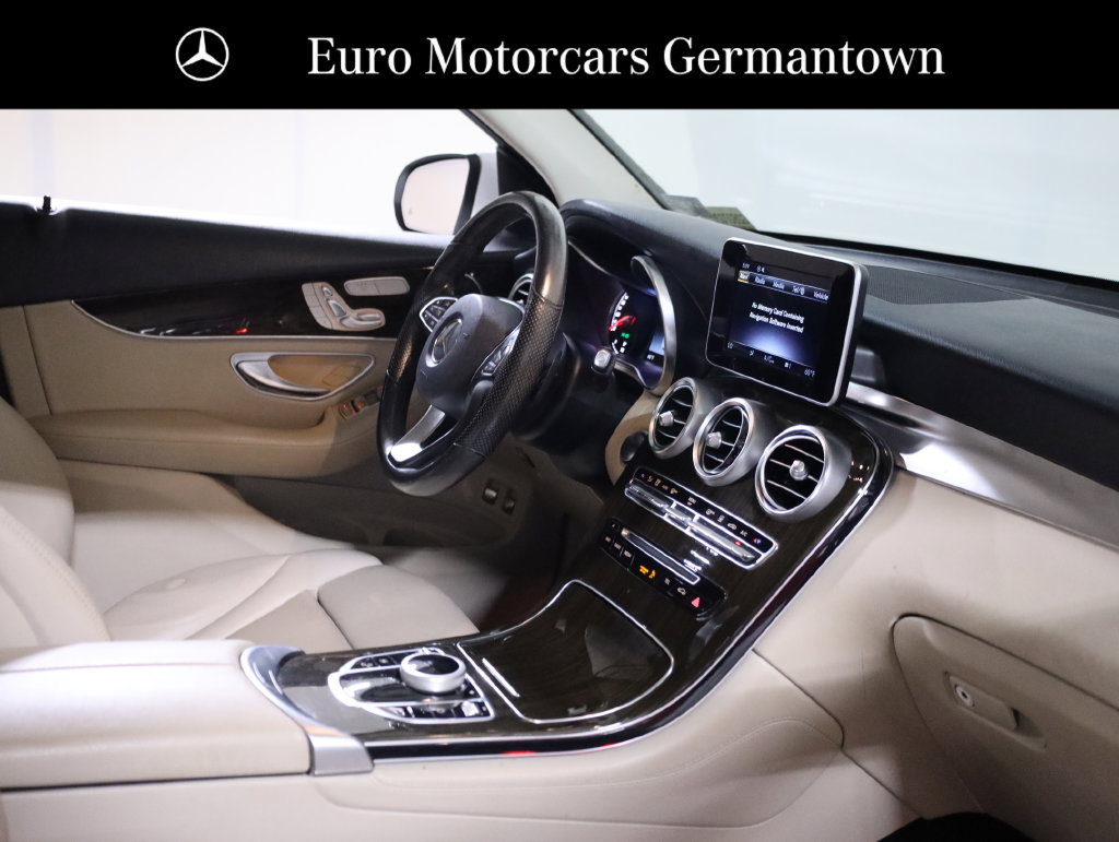 Used 2019 Mercedes-Benz GLC 350e 4MATIC image 56