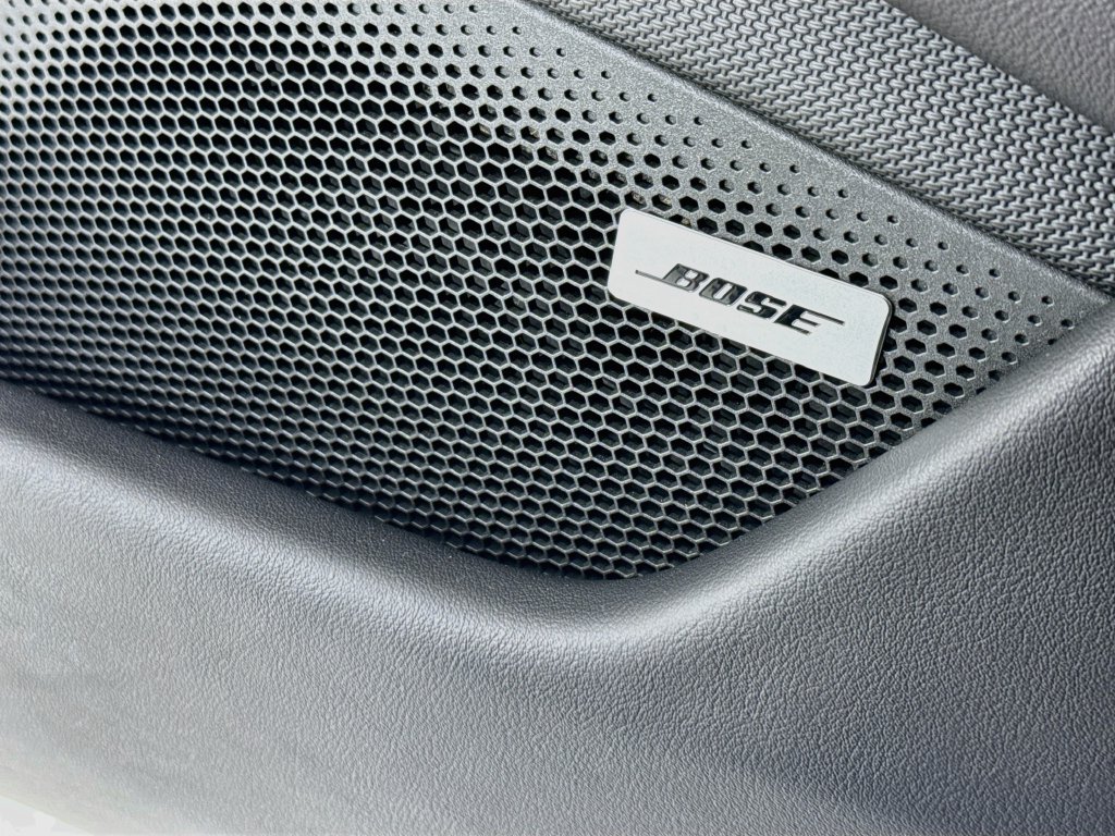 Certified 2023 Porsche Taycan 4S AWD/4WD image 12