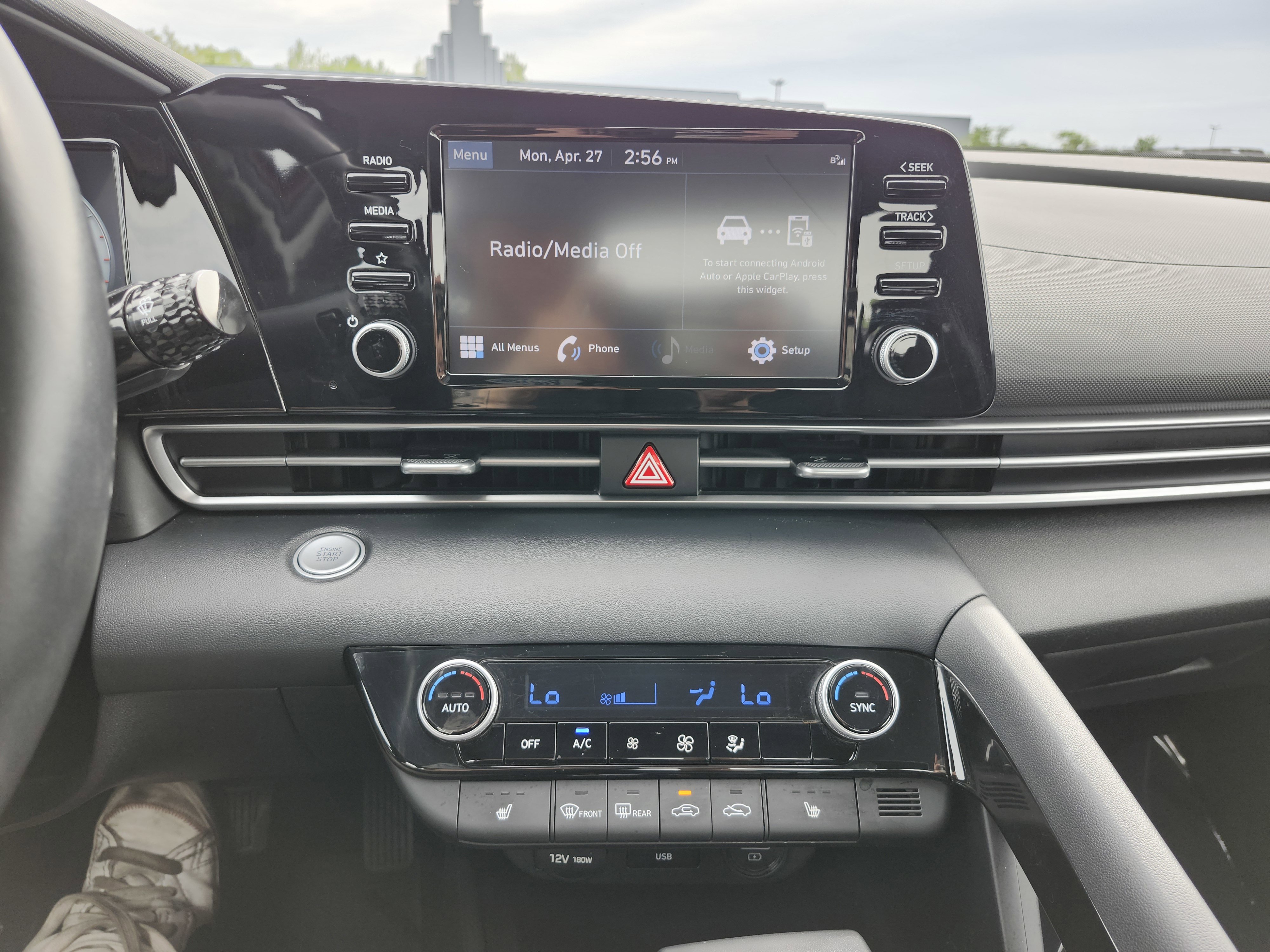 Used 2022 Hyundai Elantra SEL w/ Convenience Package FWD image 29
