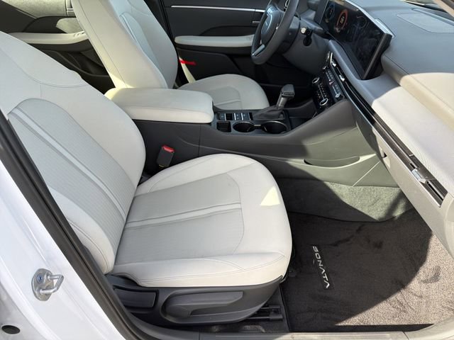 Certified 2025 Hyundai Sonata SE image 13