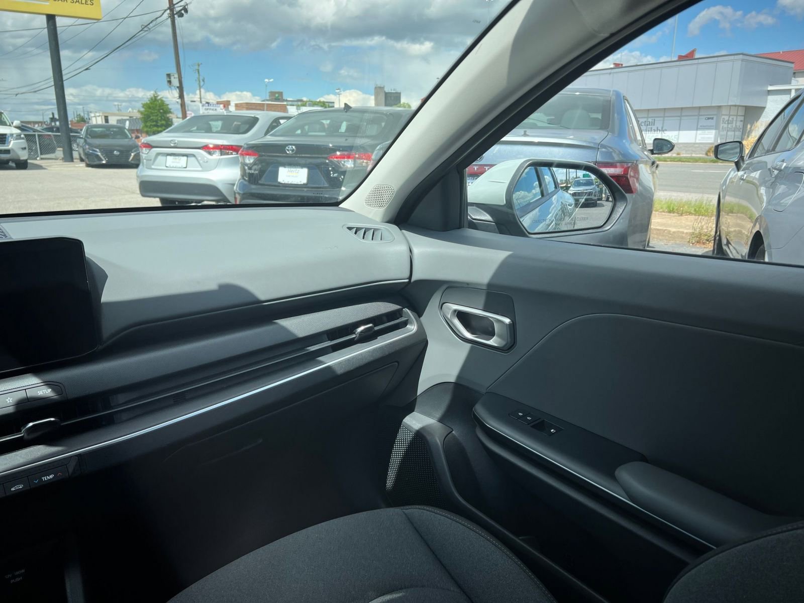 Used 2025 Kia K4 LXS FWD image 35