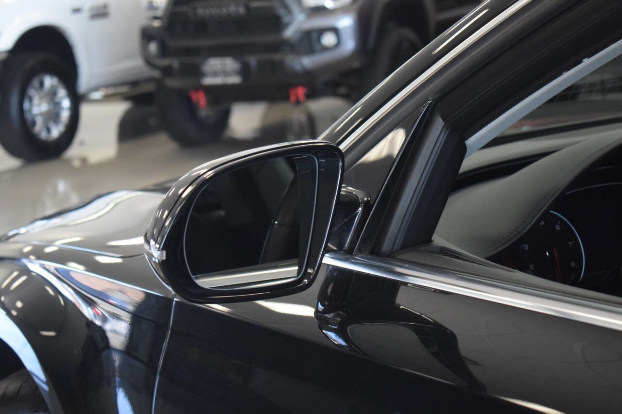 Used 2013 Audi A8 L 3.0T image 18