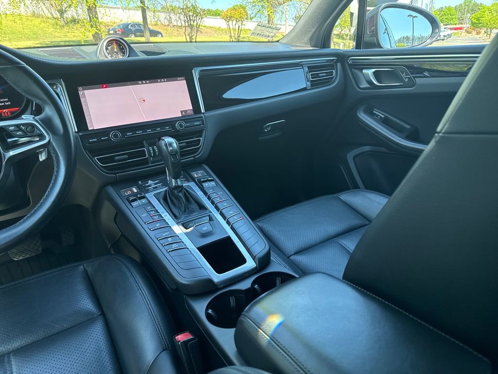 Used 2021 Porsche Macan image 28