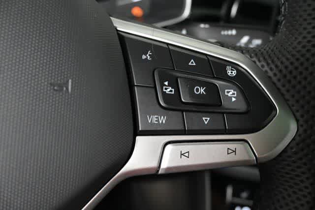 New 2026 Volkswagen Jetta GLI Autobahn FWD image 38