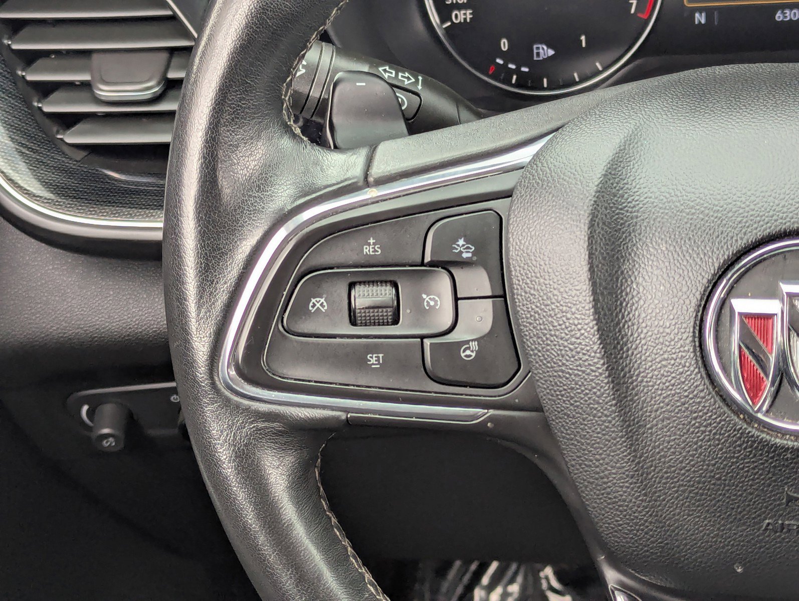 Certified 2023 Buick Envision Preferred image 23