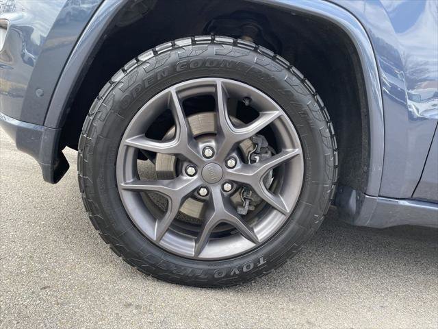 Certified 2021 Jeep Grand Cherokee Limited w/ Quick Order Package 28K 80th AWD/4WD image 9