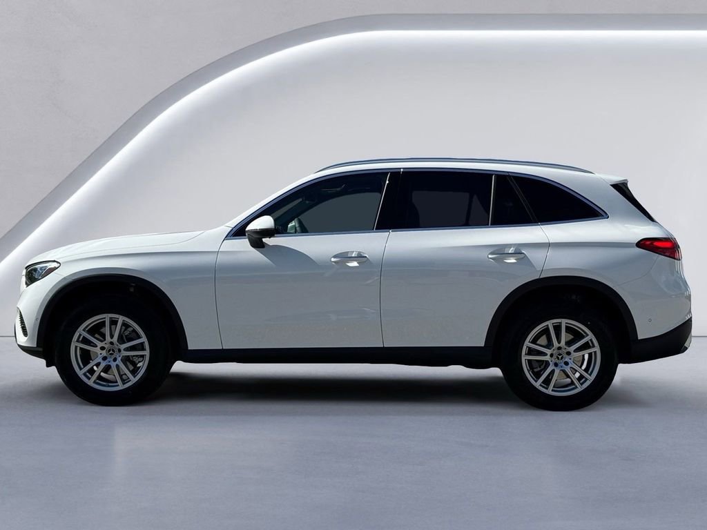 Certified 2025 Mercedes-Benz GLC 300 300 image 6