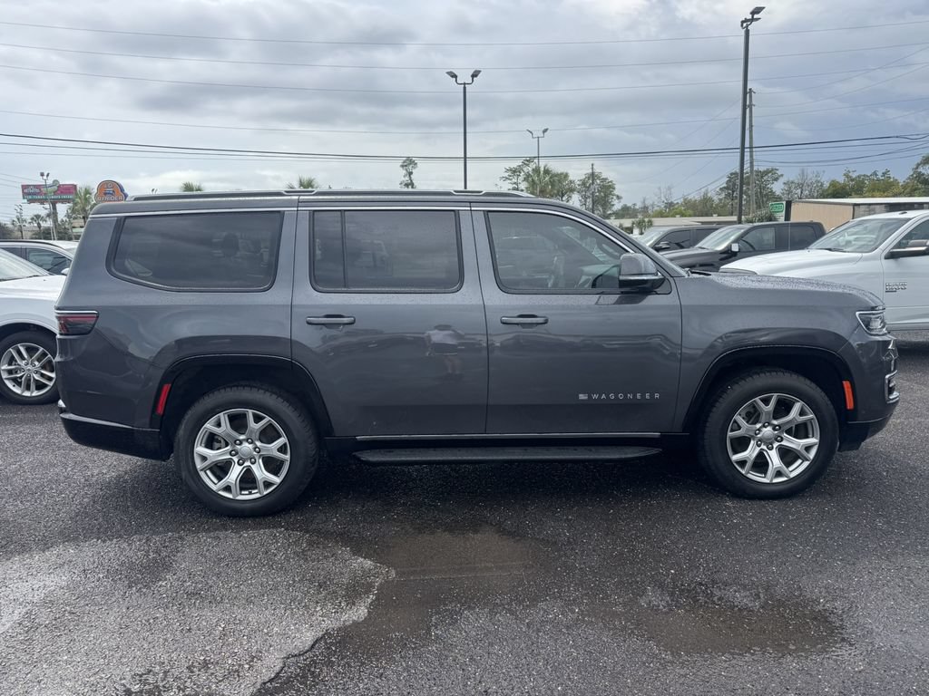 Used 2022 Jeep Wagoneer Series I w/ Premium Group I AWD/4WD image 3