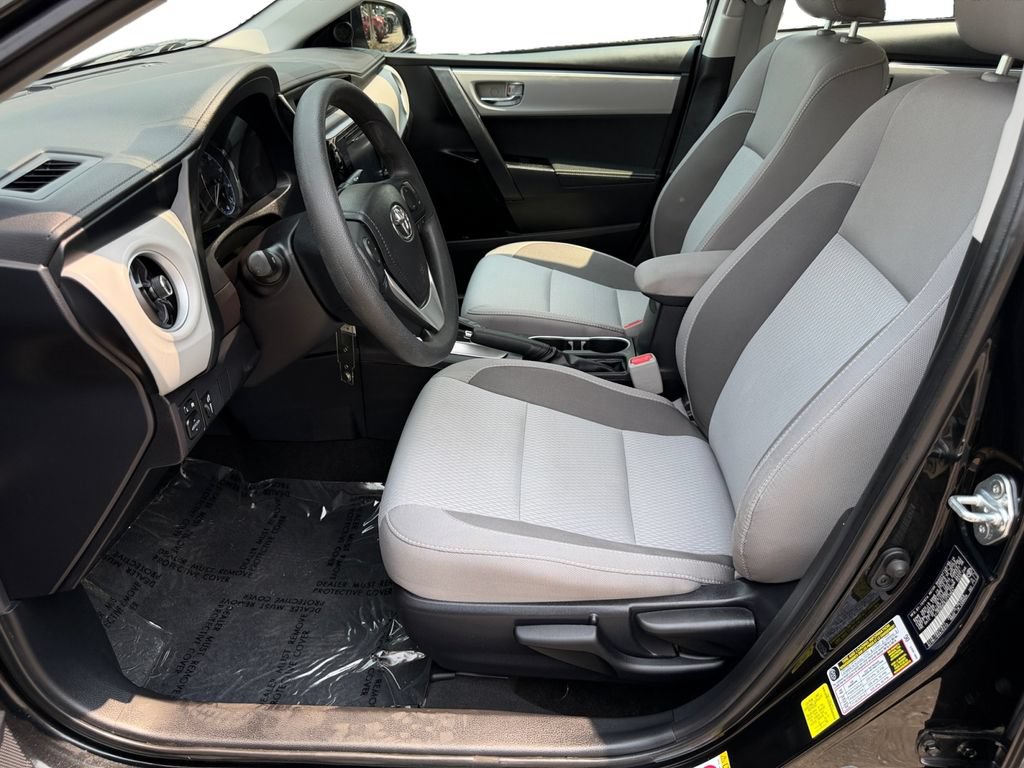 Used 2018 Toyota Corolla FWD image 16