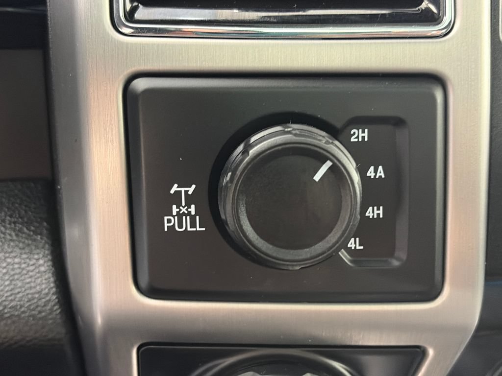 Certified 2018 Ford F150 Platinum w/ Equipment Group 701A Luxury AWD/4WD image 23