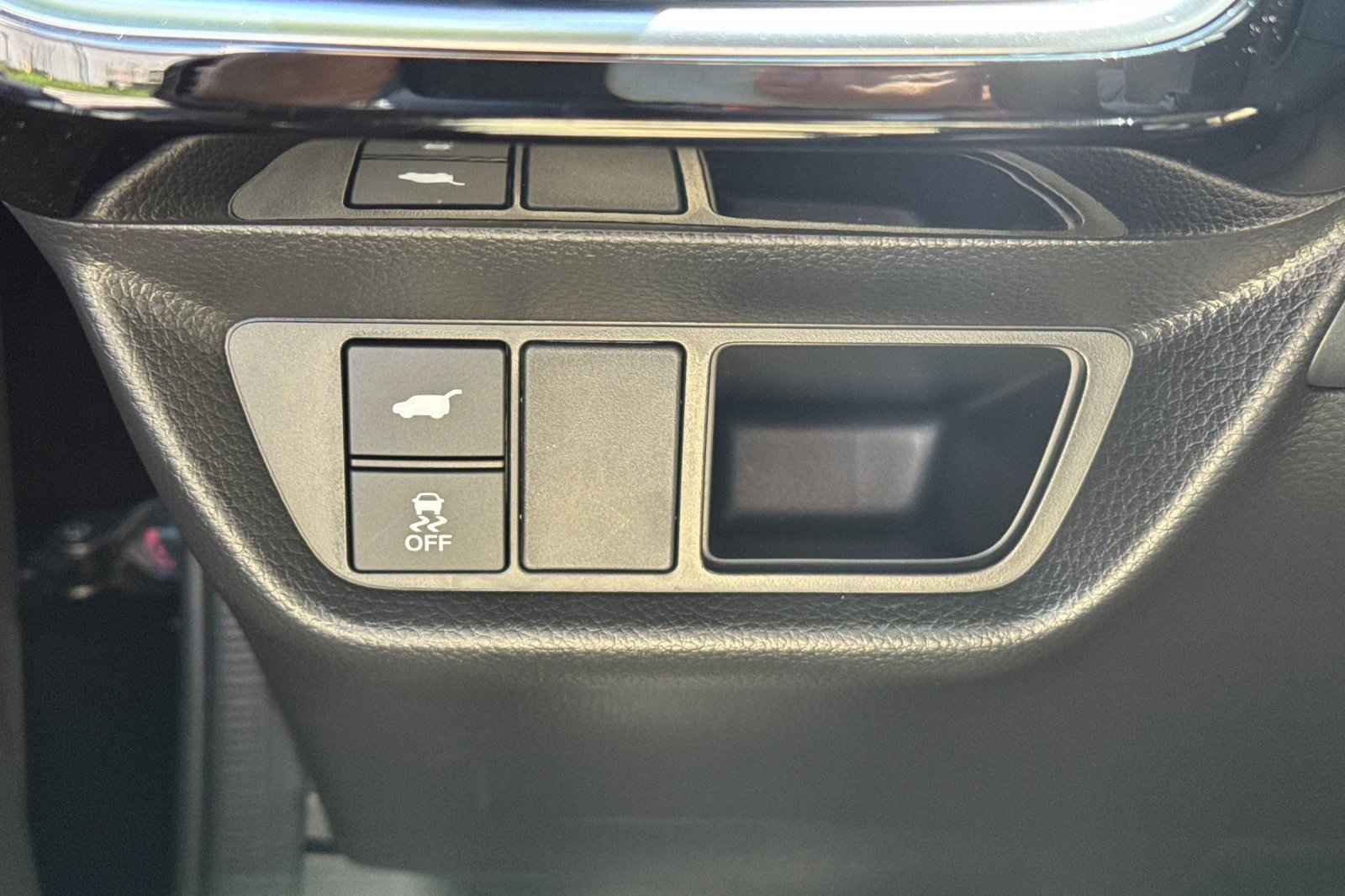 Used 2025 Acura ADX FWD image 41