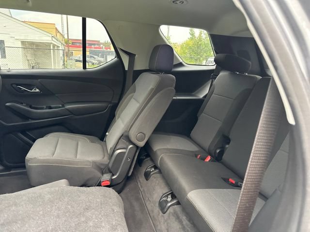 Used 2020 Chevrolet Traverse LT FWD image 15