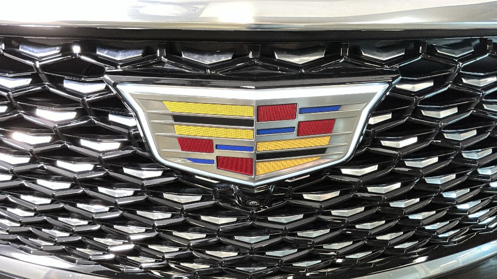 Used 2026 Cadillac Escalade ESV Luxury w/ Touring Package AWD/4WD image 10