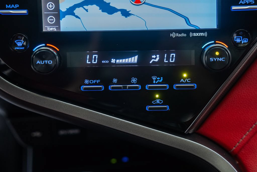 Used 2020 Toyota Camry XSE w/ Navigation Package FWD image 22